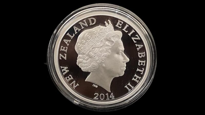 New Zealand 1 Oz Silver $1 "For King and Empire" 2014